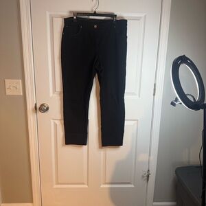 Chico’s So Slimming Black Women's Pants